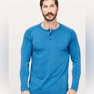 Lululemon Metal Vent Henley Top Medium